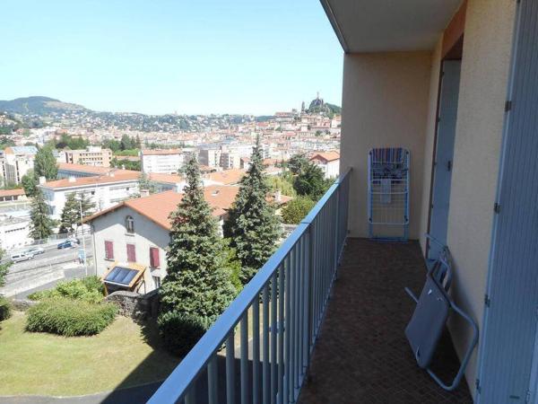 REF 8833- LES BOULEAUX BAT B -  F2 au 2ème avec balcon