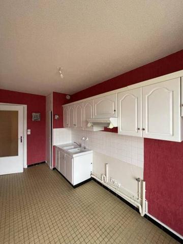 REF 8833- LES BOULEAUX BAT B -  F2 au 2ème avec balcon