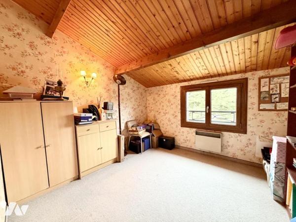 Maison familiale à rafraichir - Proche Commodités - PREFAILLES