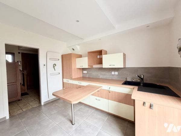 Maison familiale à rafraichir - Proche Commodités - PREFAILLES