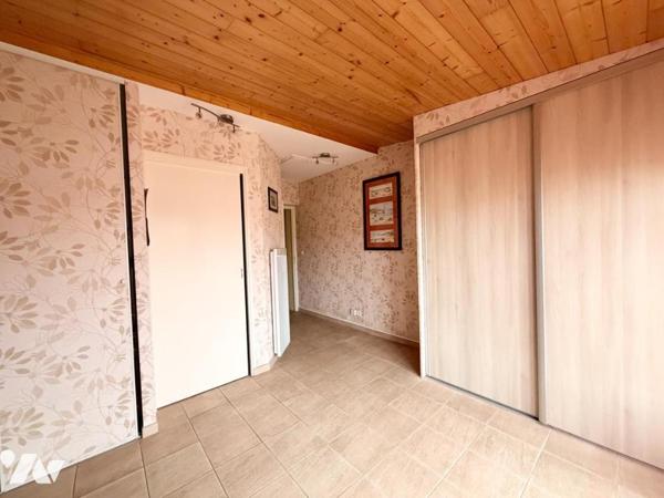 Maison familiale à rafraichir - Proche Commodités - PREFAILLES