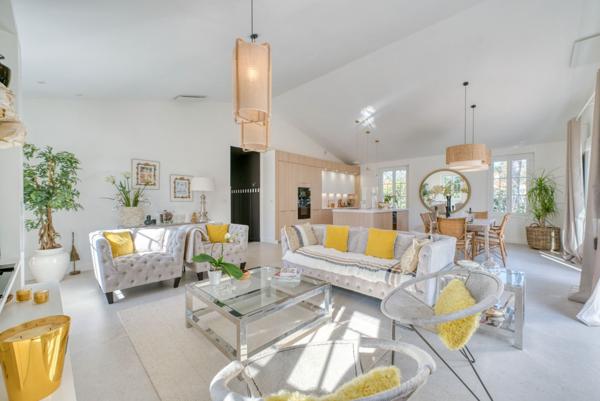 VILLA D'EXCEPTION A SAINT GEORGES DE DIDONNE A DEUX PAS DE LA PLAGE