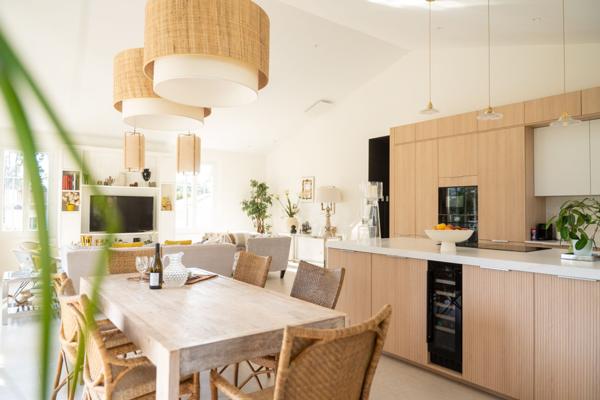 VILLA D'EXCEPTION A SAINT GEORGES DE DIDONNE A DEUX PAS DE LA PLAGE