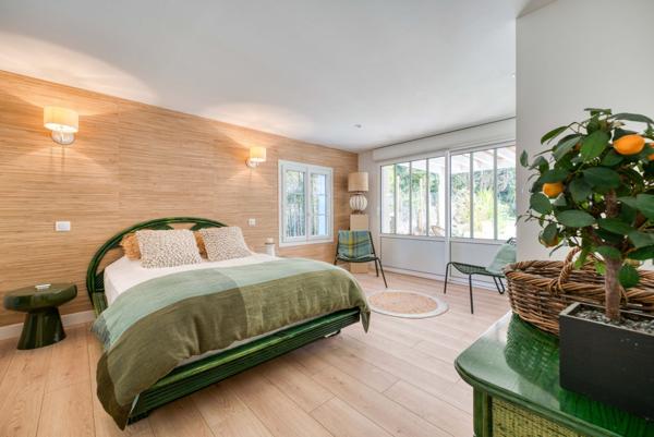 VILLA D'EXCEPTION A SAINT GEORGES DE DIDONNE A DEUX PAS DE LA PLAGE