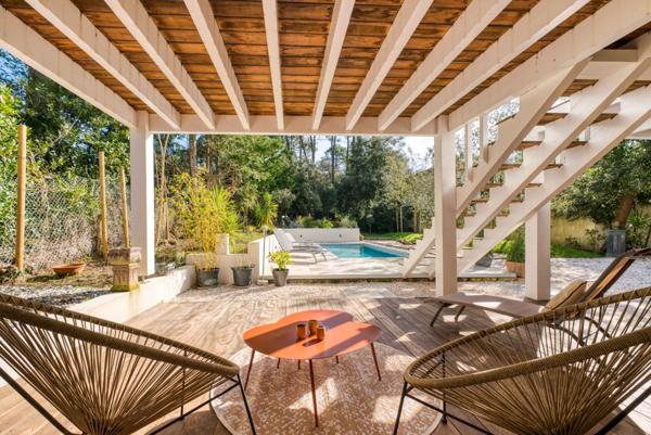 VILLA D'EXCEPTION A SAINT GEORGES DE DIDONNE A DEUX PAS DE LA PLAGE