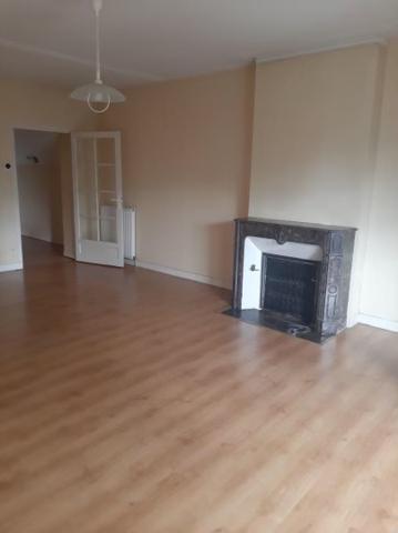 APPARTEMENT 3 chambres au 1er ETAGE