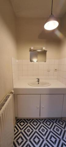 APPARTEMENT 3 chambres au 1er ETAGE