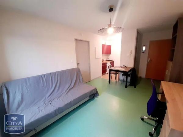 Appartement à louer 2 pièces 34.95m² Limoges (87000)