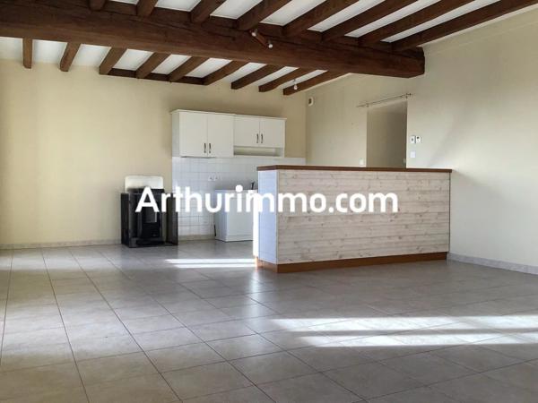 Location Maison 4 pièces 103 m2 à Nueil-les-Aubiers