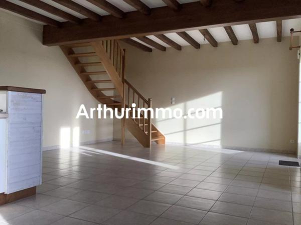 Location Maison 4 pièces 103 m2 à Nueil-les-Aubiers