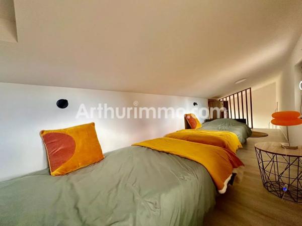 Vente                                                      Maison de ville
                        
                     4 pièces                      117 m2                     à Florensac