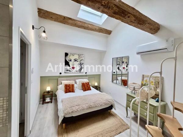 Vente                                                      Maison de ville
                        
                     4 pièces                      117 m2                     à Florensac