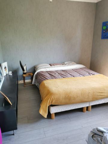 Maison T4 de 80m² avec sous-sol sur un terrain de 600m²