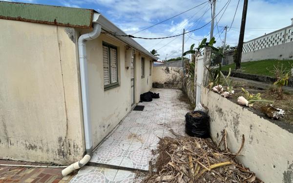 Maison à vendre    4 pièces •  Le Vauclin