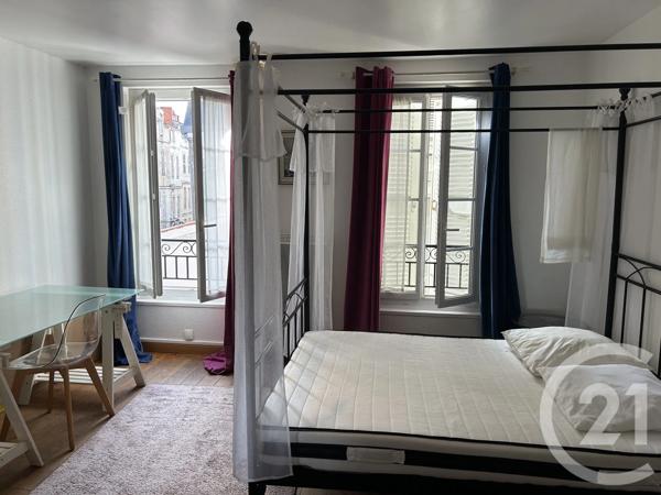 Appartement F3 à vendre  3 pièces - 59,84 m 2   LA ROCHELLE  - 17