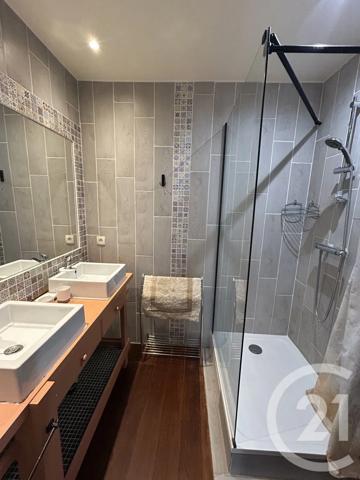Appartement F3 à vendre  3 pièces - 59,84 m 2   LA ROCHELLE  - 17