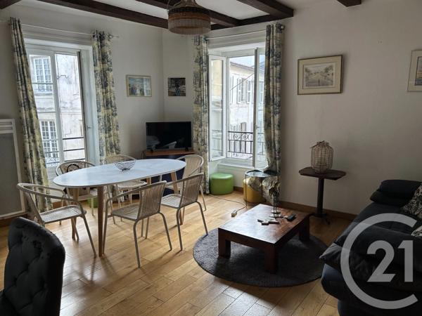 Appartement F3 à vendre  3 pièces - 59,84 m 2   LA ROCHELLE  - 17