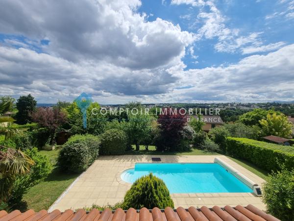 Villa
                                                                                                                                                                                                                                                                                                                        6 pièce(s)                                                                                                                                                                                                          5 chambre(s)                                                                                                                                                                                                          159  m²