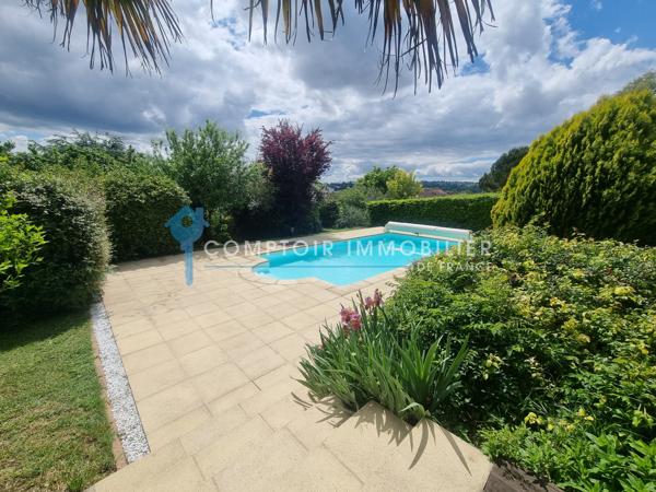 Villa
                                                                                                                                                                                                                                                                                                                        6 pièce(s)                                                                                                                                                                                                          5 chambre(s)                                                                                                                                                                                                          159  m²