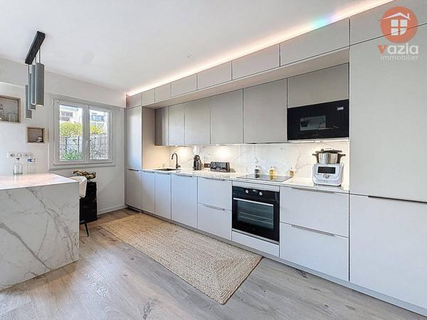 Appartement à vendre - Puteaux 3 pièces de 66.2 m²