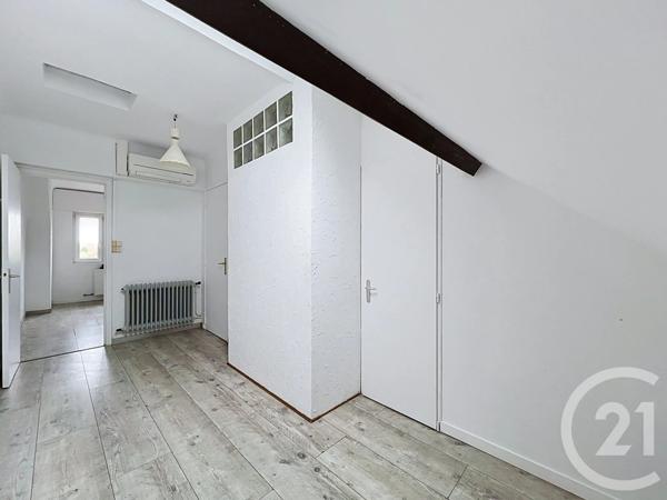 Appartement F4 à vendre  5 pièces - 78,15 m 2   ESSEY LES NANCY  - 54