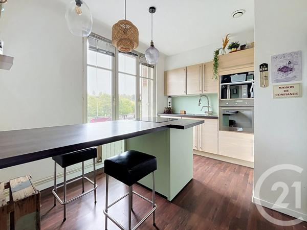 Appartement F4 à vendre  5 pièces - 93,65 m 2   METZ  - 57