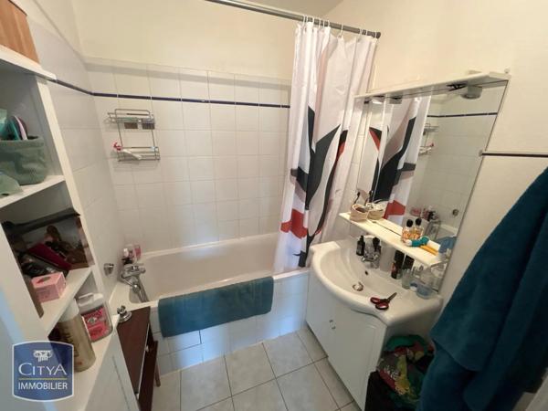 Appartement à louer 2 pièces 45.02m²