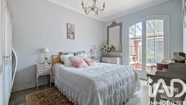 Maison à vendre 5 pièces 165 m² Yvrac