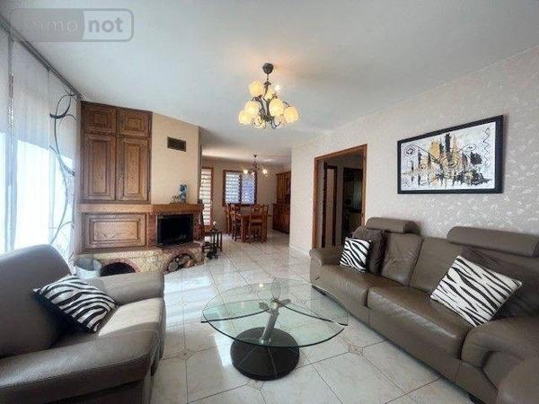 Maison individuelle à vendre à Chambéry en Savoie (73000), ref : 73001-44   
CALME