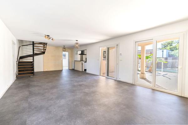 VILLENAVE D'ORNON MAISON FAMILIALE