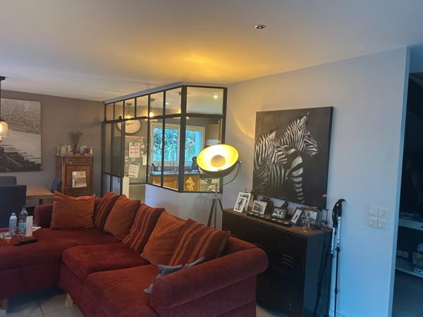 Maison d’architecte vie de plain pied chambre parentale en RDC avec piscine chauffée proche plages ARRADON (56)