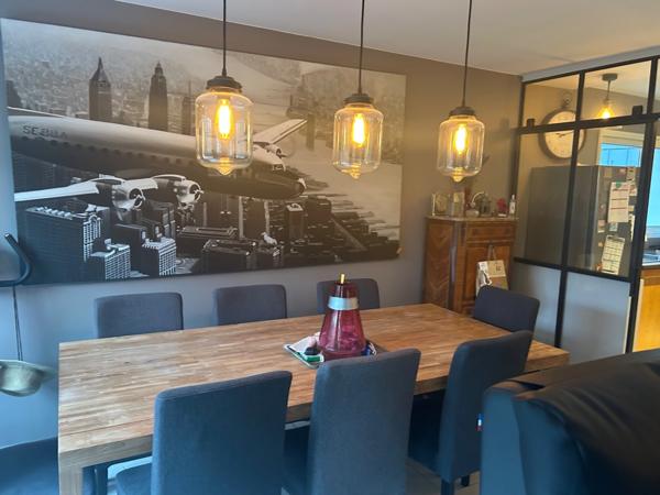 Maison d’architecte vie de plain pied chambre parentale en RDC avec piscine chauffée proche plages ARRADON (56)