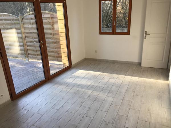 Dpt Val d'Oise (95), à louer SAINT MARTIN DU TERTRE appartement T1