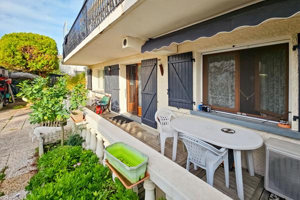 LE PRADET, achat nue -propriété d'un appartement T2 avec jardin