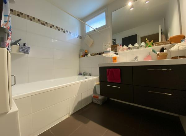 Appartement Evry Courcouronnes 2 pièce(s) 55 m2