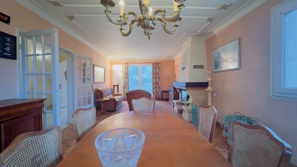 BRIEC (29) – Maison T6 à vendre 156 m² habitables – 242 m² utiles Sous-sol intégral Terrain de 1 547 m²