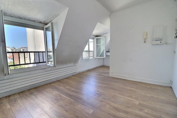 Appartement
         2 pièces
        - 32 m² Exclusivité 229 000 € *