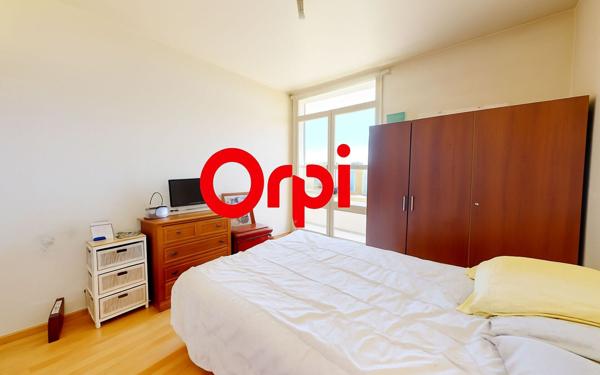 Appartement à vendre    3 pièces • 60 m2 Vaulx-en-Velin