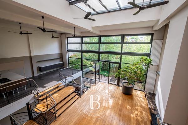 Asnières-sur-Seine, Hôtel particulier 5 Chambres -  429 m² à vendre