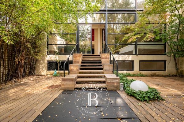 Asnières-sur-Seine, Hôtel particulier 5 Chambres -  429 m² à vendre