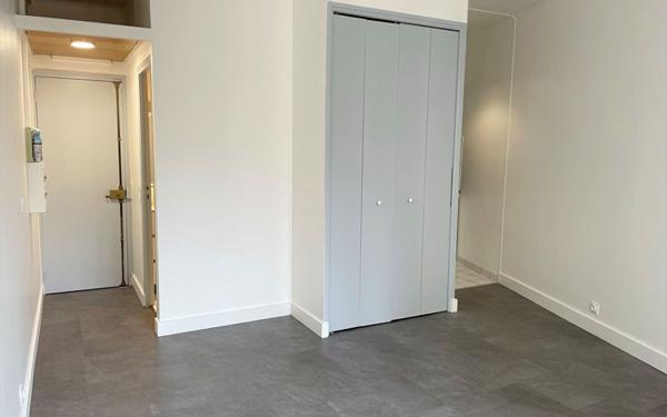 Appartement à louer    1 pièce • 21,85 m2 Paris 11