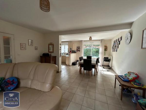 Maison à louer 6 pièces 122.19m² Saint-Germain-du-Corbéis (61000)