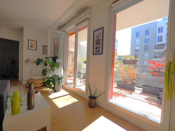 A VENDRE - APPARTEMENT 3 PIECES - 60m² - ROMAINVILLE