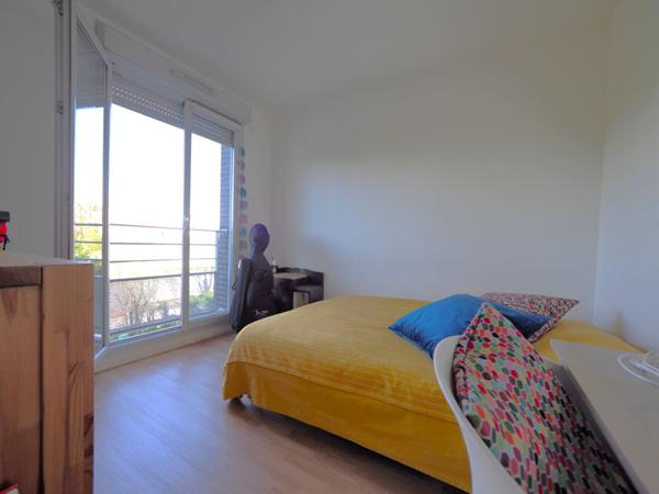 A VENDRE - APPARTEMENT 3 PIECES - 60m² - ROMAINVILLE