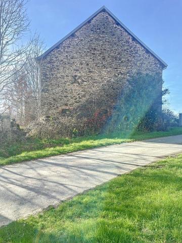 Maison à vendre    1 pièce •  Nouzerines