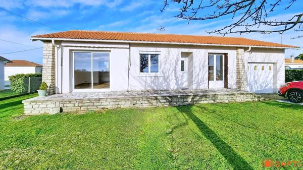 Maison de plain-pied à deux pas des commerces et des plages