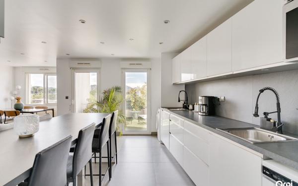 Appartement à vendre    4 pièces •  Marseille 10