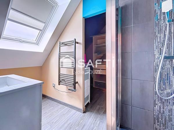 Maison spacieuse 3 chambres, bureau, double garage