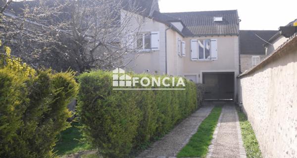 Location Maison 5 pièces 109.33 m² - ÉTampes 91150
