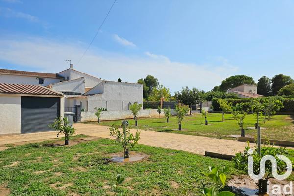 Maison à vendre 9 pièces 220 m² Arles
